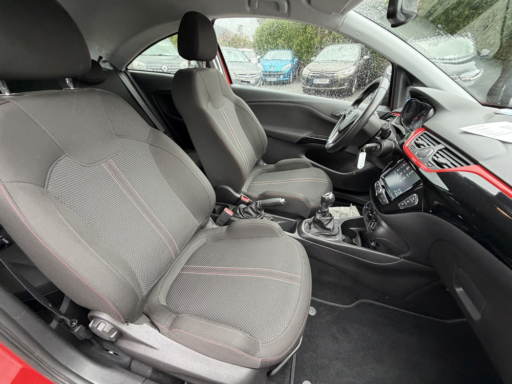Corsa 1.4 TURBO 100CH COLOR EDITION START/STOP 3P 2017 occasion 88200 Saint-Nabord