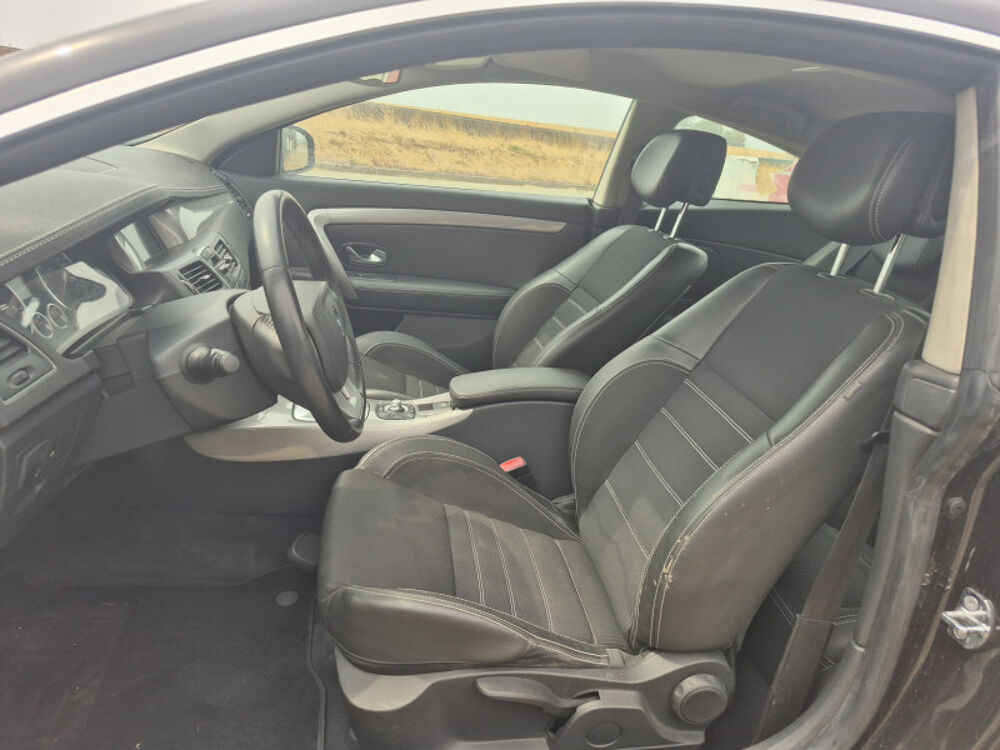Laguna III Coup&eacute; 1.5 DCI 110CH INTENS EDC ECO&sup2; 2013 occasion 95420 MAGNY EN VEXIN