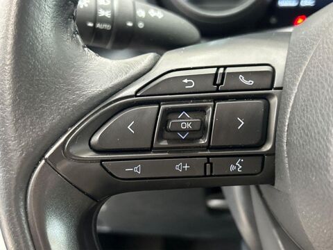 Yaris Cross 116h Dynamic MY22 2023 occasion 13300 Salon-de-Provence