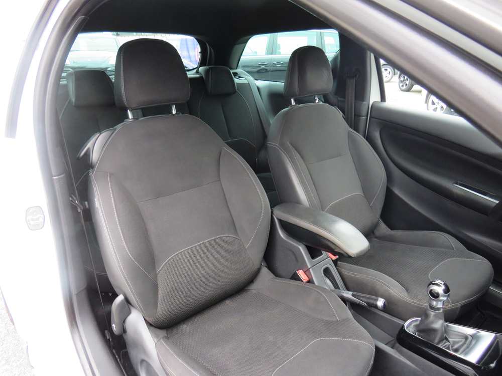 DS3 BLUEHDI 100CH CONNECTED CHIC S&S 2017 occasion 31600 Muret