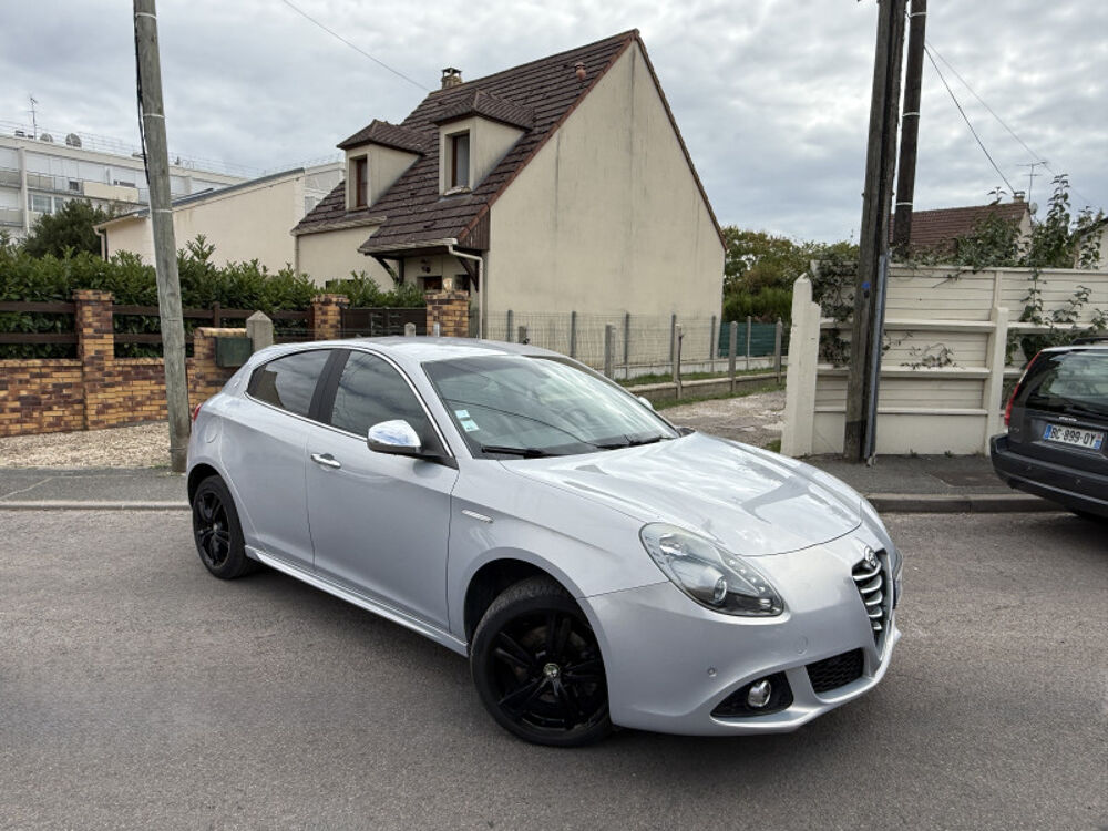 Giulietta 2.0 JTDM 150CH TROFEO STOP&START 2014 occasion 95480 PIERRELAYE