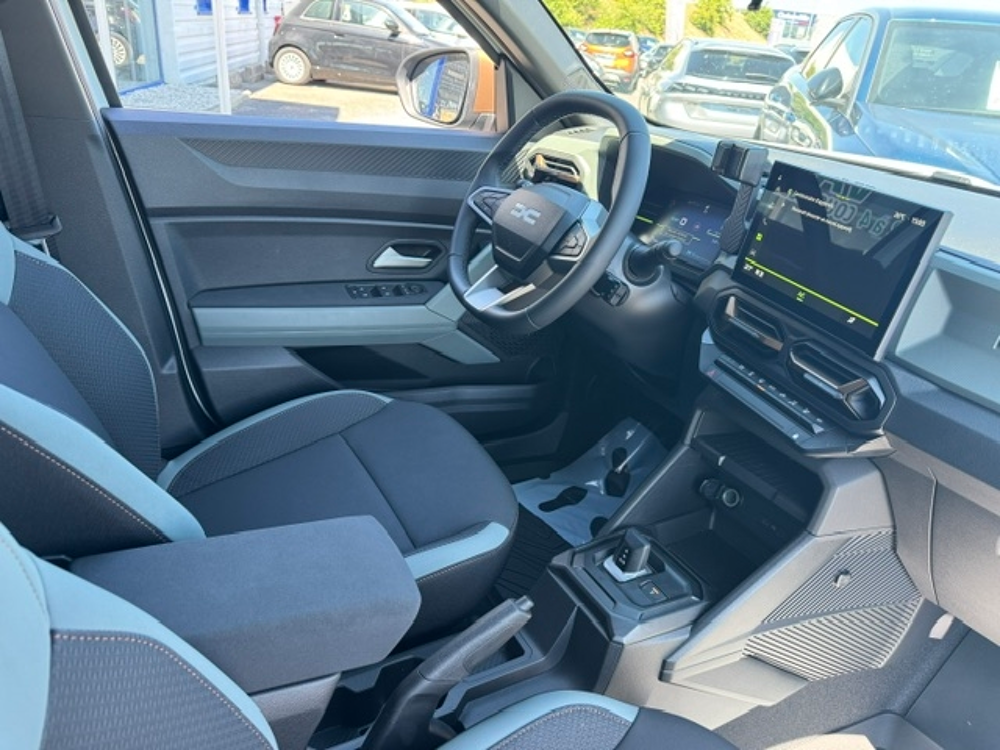 Duster 1.8 HYBRID 155CH EXTREME 4X2 + PACK PARKING 2026 occasion 16400 Puymoyen