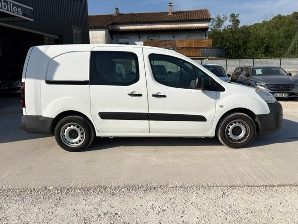 Berlingo XL 1.6 BLUEHDI 100 CABINE APPROFONDIE PACK NAVIGATION 2017 occasion 30360 V&eacute;z&eacute;nobres
