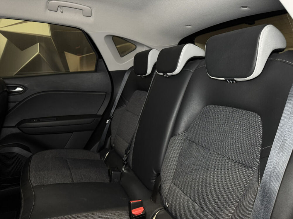 Captur 1.6 E-TECH HYBRIDE RECHARGEABLE 160CH INTENS -21 2021 occasion 63170 Aubi&egrave;re