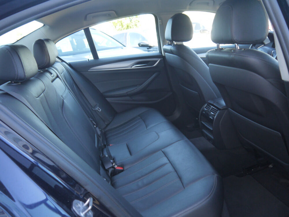 S&eacute;rie 5 (G30) 520DA XDRIVE 190CH BUSINESS STEPTRONIC BVA8 2017 occasion 38260 La C&ocirc;te-Saint-Andr&eacute;