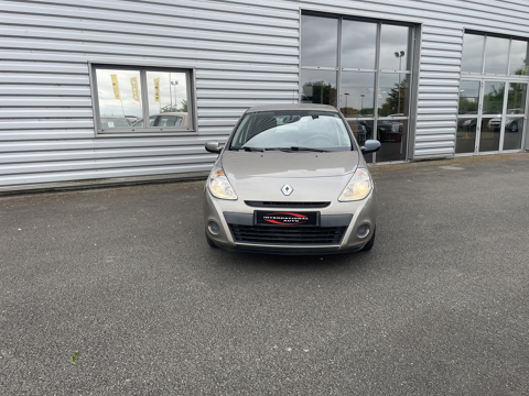 Clio III 1.2 16V 75CH EXPRESS CLIM 5P 2010 occasion 28700 Auneau