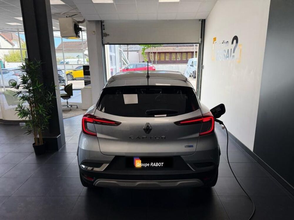 Captur 1.6 E-Tech hybride rechargeable 160ch Intens -21 2022 occasion 78860 ST NOM LA BRETECHE