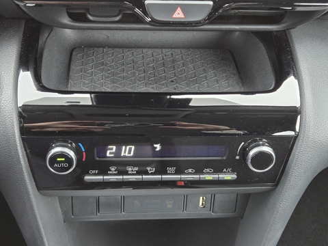 Yaris Cross 116H DYNAMIC BUSINESS + PROGRAMME BEYOND ZERO ACADEMY MY21 2023 occasion 44190 Saint-Lumine-de-Clisson