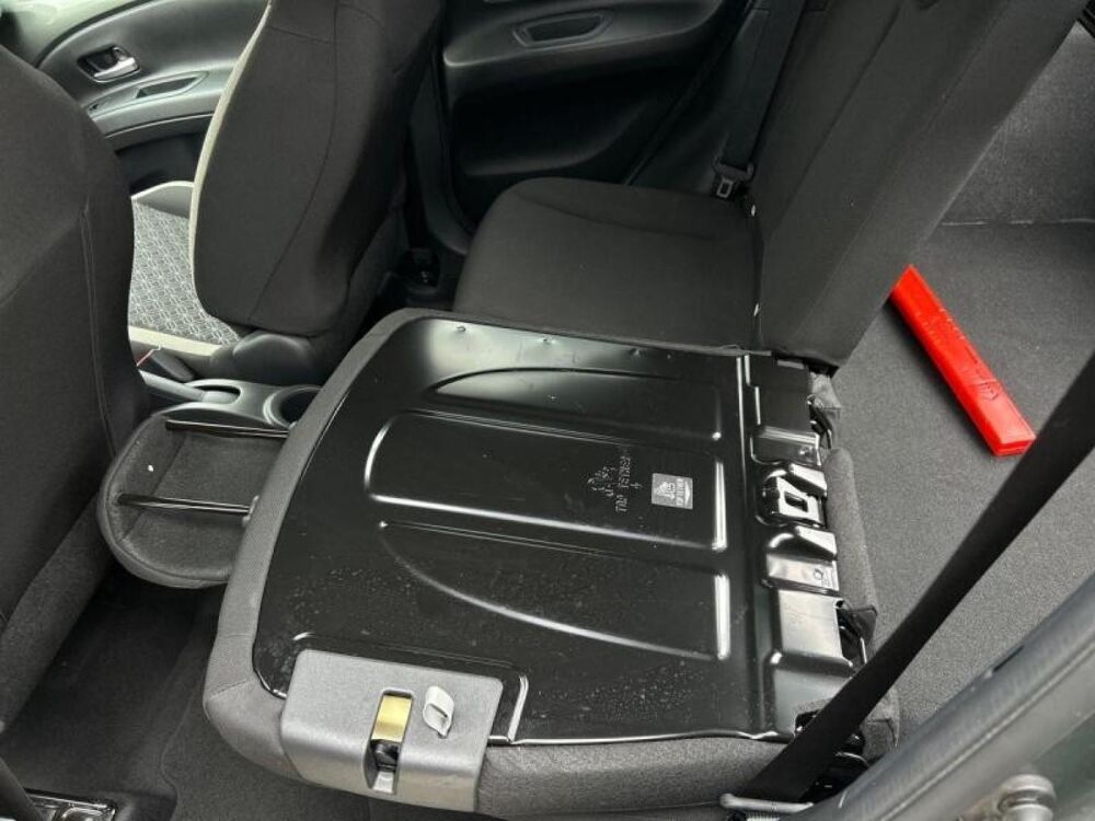 Aygo 1.0 VVT-i 72ch Design S-CVT 2023 occasion 13400 Aubagne