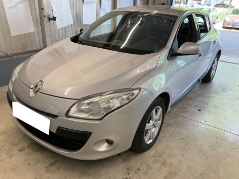 Renault megane iii 1.6 16V 110CH DYNAMIQUE