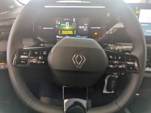 Clio 1.8 E-Tech 160ch full hybrid Evolution + 2026 occasion 78300 Poissy