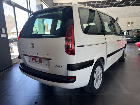 807 2.0 HDI 120CH 7 PLACES PLB AUTO 2007 occasion 12000 RODEZ