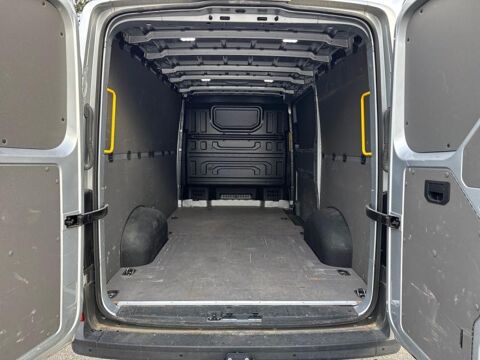 Crafter 35 L3H3 2.0 TDI 140ch Business Traction BVA8 2024 occasion 13730 ST VICTORET