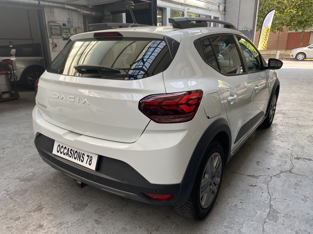 Sandero 1.0 ECO-G 100CH STEPWAY EXPRESSION- CARPLAY 2023 occasion 78800 HOUILLES