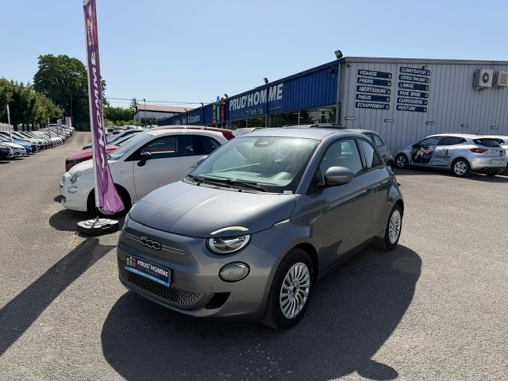 500 E 118CH PACK CONFORT 42KWH 2023 occasion 16400 Puymoyen