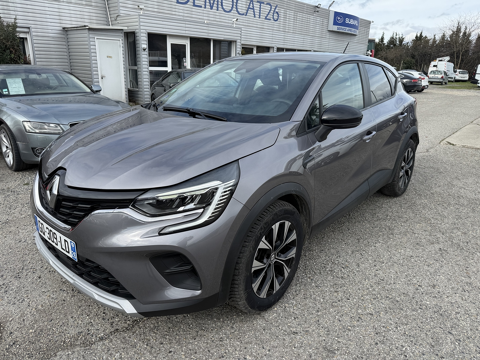 Renault Captur 1.6 E-TECH HYBRIDE 145CH EVOLUTION 2023 occasion Les Tourrettes 26740