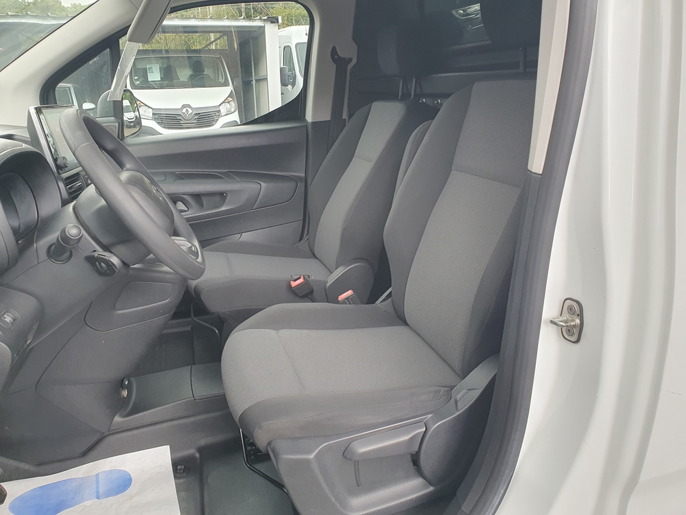 Berlingo M 1000KG BLUEHDI 75 CLUB 2019 occasion 28630 Nogent-le-Phaye