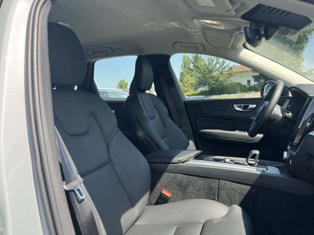 XC60 B4 197CH PLUS STYLE DARK GEARTRONIC 2023 occasion 95310 Saint-Ouen-l'Aum&ocirc;ne