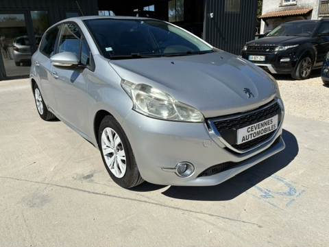 208 1.6 E-HDI ACTIVE 92CH 5 PORTES DISTRIBUTION NEUVE 2014 occasion 30360 V&eacute;z&eacute;nobres