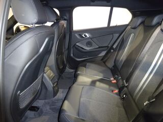 S&eacute;rie 1 118dA 150ch Business Design 8cv 2021 occasion 26000 Valence
