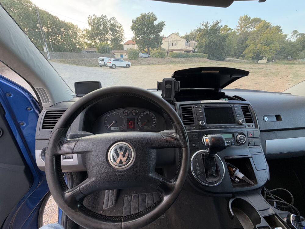 MULTIVAN 2.5 TDI 130CH CARAT TIPTRONIC 2004 occasion 83120 Sainte-Maxime
