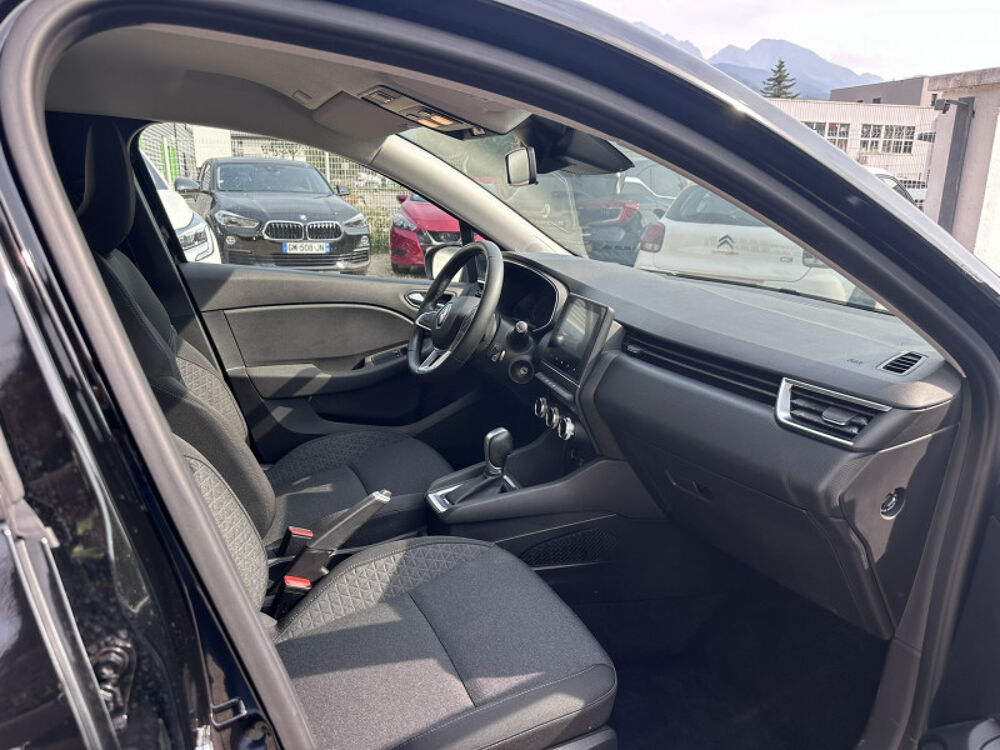 Clio V 1.6 E-TECH 140CH BUSINESS -21 2021 occasion 38920 Crolles