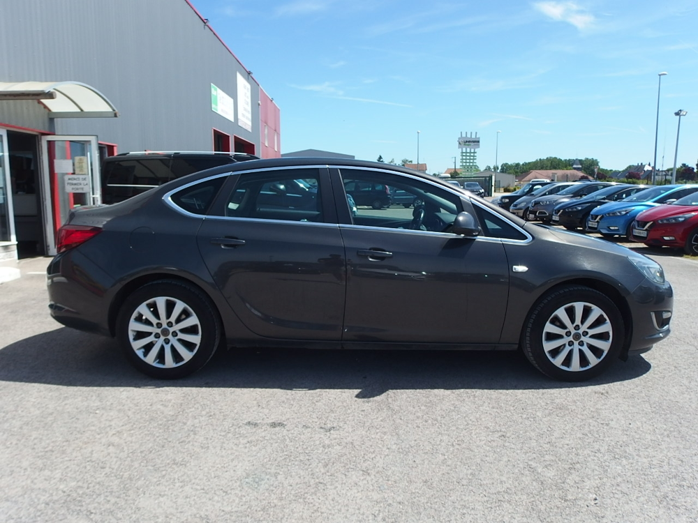 Astra 1.6 CDTI 110CH ECOFLEX COSMO START&STOP 2015 occasion 10600 Savi&egrave;res