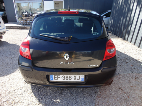 Clio III 1.4 16V 98CH PRIVILEGE 5P 2007 occasion 82000 Montauban