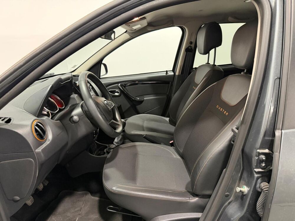 Duster 1.5 dCi 110ch Explorer 4X2 2017 occasion 78520 LIMAY