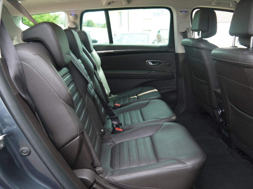 Espace 1.6 DCI 160CH ENERGY INTENS EDC 7 PLACES 2018 occasion 38260 La C&ocirc;te-Saint-Andr&eacute;