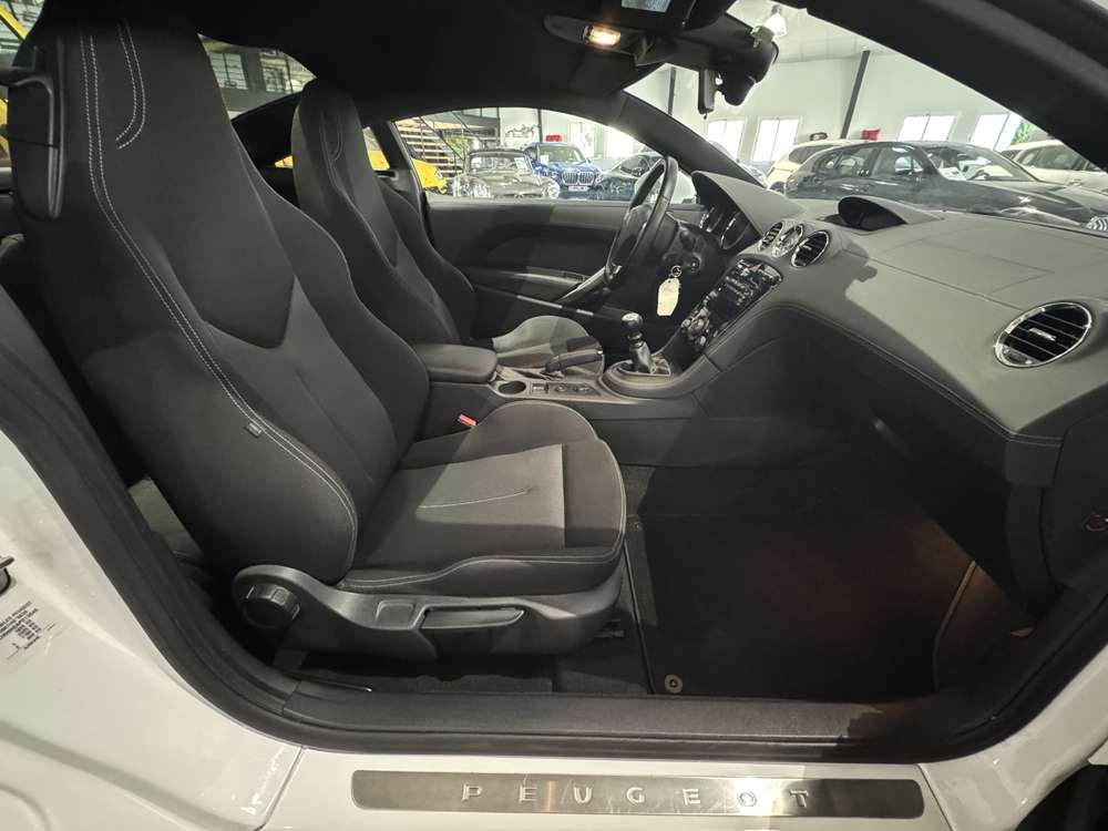 RCZ 2.0 HDI 163CH 2010 occasion 12000 RODEZ