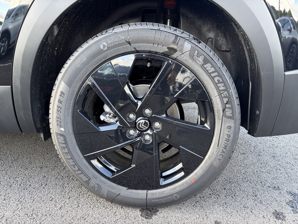 C5 aircross 1.2 HYBRIDE 145CH PLUS BOITE AUTOMATIQUE 2026 occasion 87270 COUZEIX