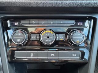 Touran 1.4 TSI 150ch BlueMotion Technology Sound DSG7 5 places 2017 occasion 56400 Brech