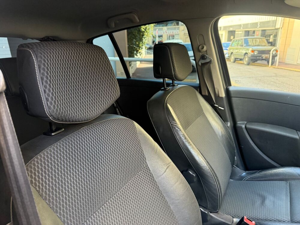Clio III 1.5 DCI 85CH EXCEPTION 5P 2010 occasion 06400 Cannes