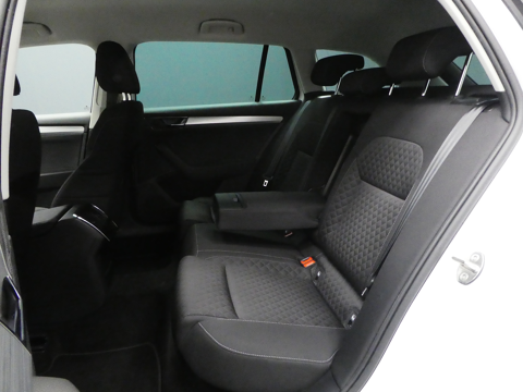 Superb 1.4 TSI PHEV 218CH BUSINESS DSG6 2022 occasion 77100 Nanteuil-l&egrave;s-Meaux
