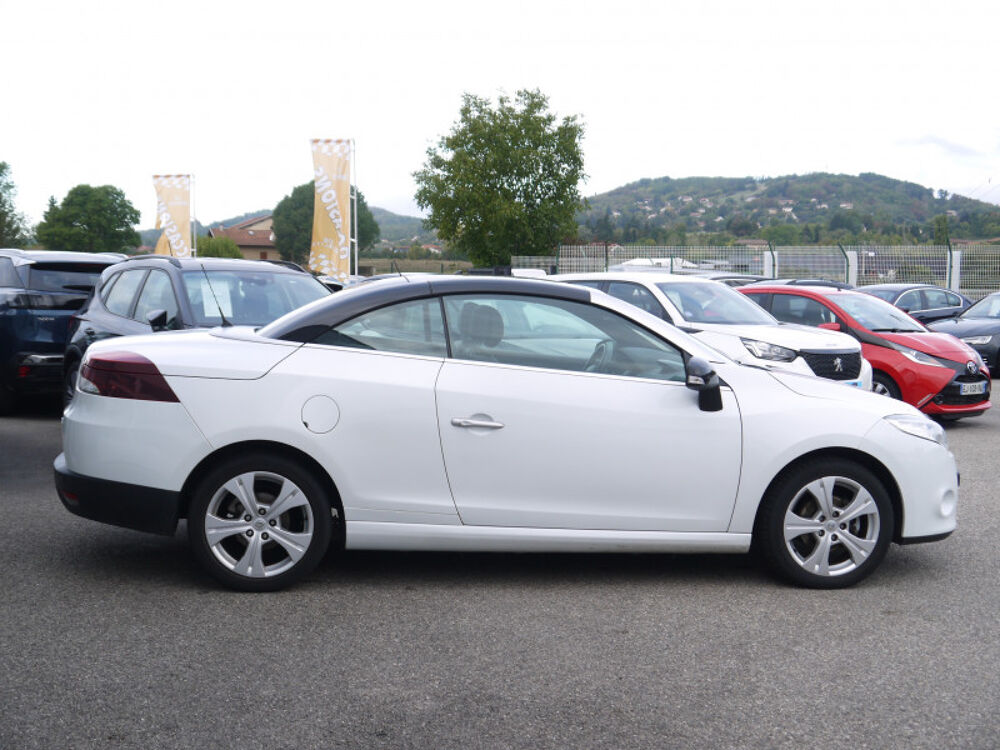 M&eacute;gane III CC 1.9 DCI 130CH DYNAMIQUE / DISTRIBUTION FAITE 2011 occasion 38260 La C&ocirc;te-Saint-Andr&eacute;