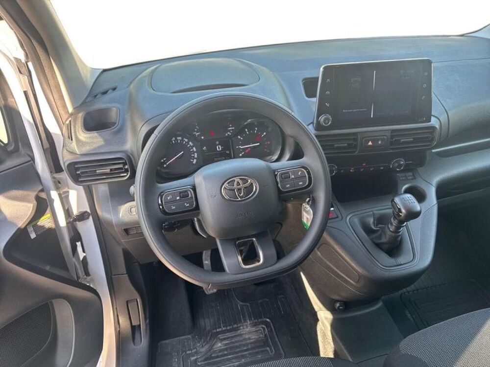 Proace Medium 110 VVT-i Dynamic MC23 2024 occasion 13400 Aubagne