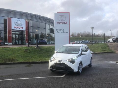 Toyota Aygo 1.0 VVT-i 72ch x-play x-app 3p 2019 occasion Limoges 87000