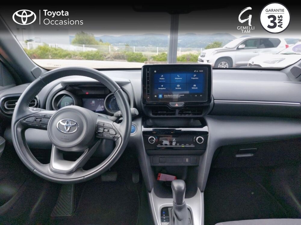 Yaris Cross 116h Design MY22 2023 occasion 26200 Mont&eacute;limar