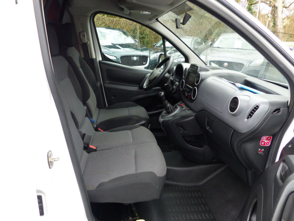 Partner STANDARD 1.6 VTI 98CH PREMIUM PACK 2018 occasion 77144 Mont&eacute;vrain