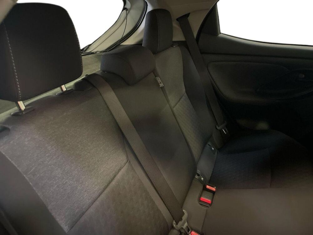Yaris 70 VVT-i Design 5p MY22 2021 occasion 13400 Aubagne