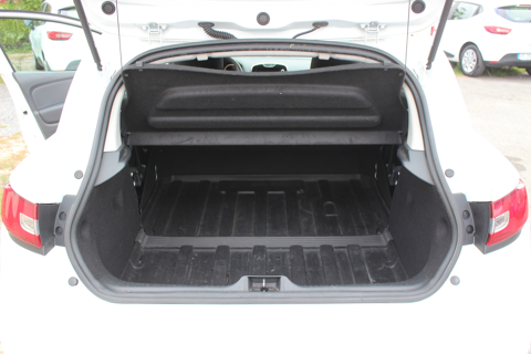 Clio IV 1.5 DCI 75CH AIR MEDIANAV ECO&sup2; 90G 2014 occasion 60150 Longueil-Annel