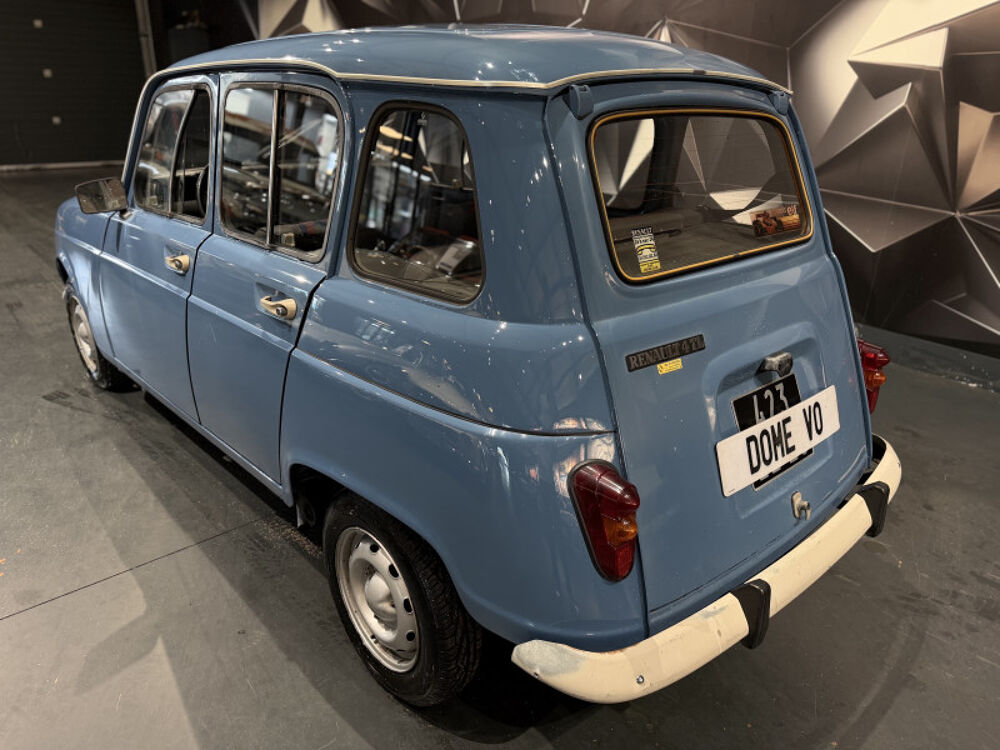 R4 112302 A 1985 occasion 63170 Aubi&egrave;re