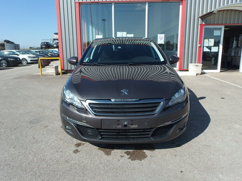 308 1.6 BLUEHDI 100CH STYLE S&S 5P 2016 occasion 10600 Savi&egrave;res