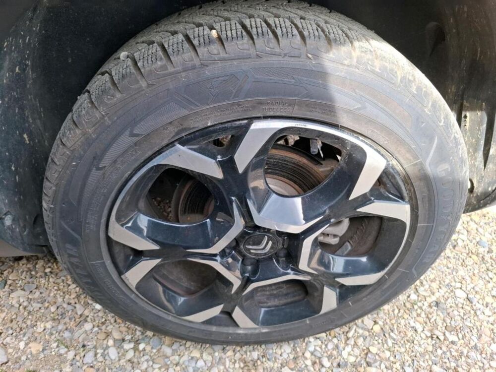 C5 aircross PureTech 130ch S&S Shine EAT8 / Toit ouvrant panoramique + C 2023 occasion 28500 Vernouillet