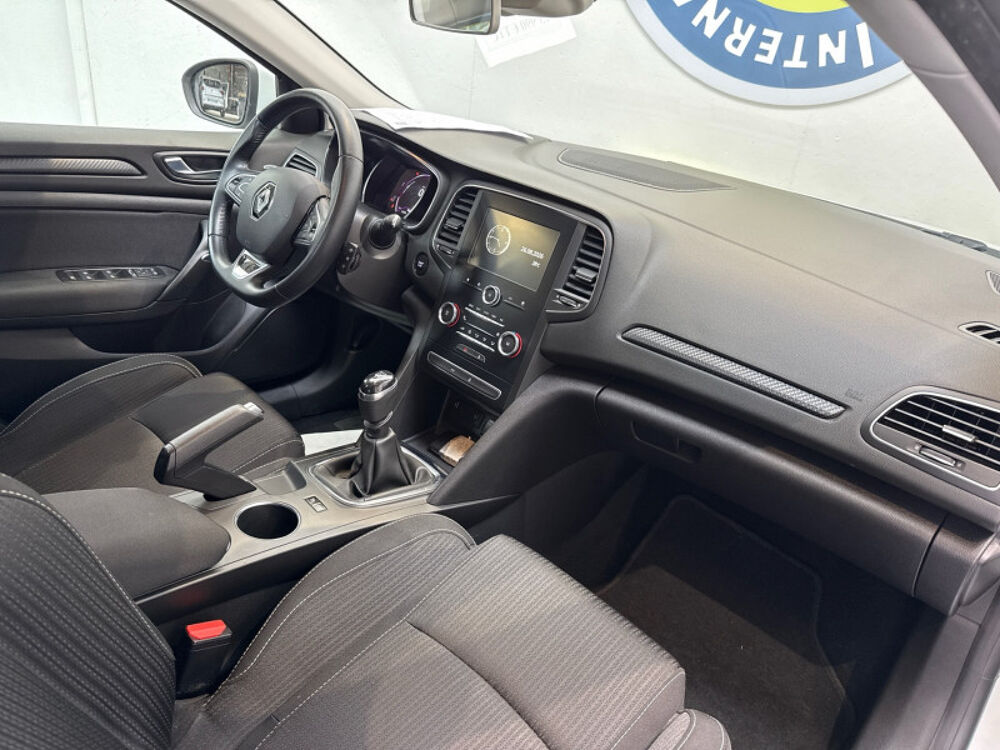 Megane IV 1.5 BLUE DCI 115CH BUSINESS - 20 2020 occasion 28630 Nogent-le-Phaye