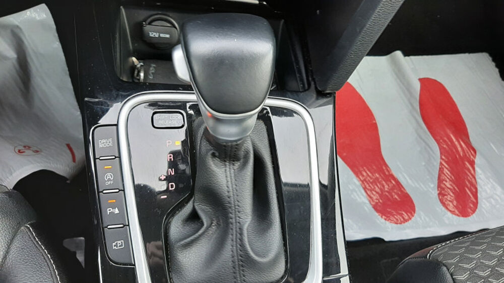 Ceed 1.0 T-GDI 100CH MHEV ACTIVE BUSINESS DCT7 MY25 2024 occasion 08000 Warcq