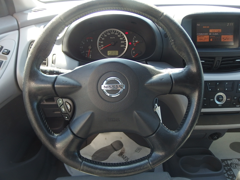 Almera Tino 2.2 DCI 112CH ACENTA 2004 occasion 10600 Savi&egrave;res