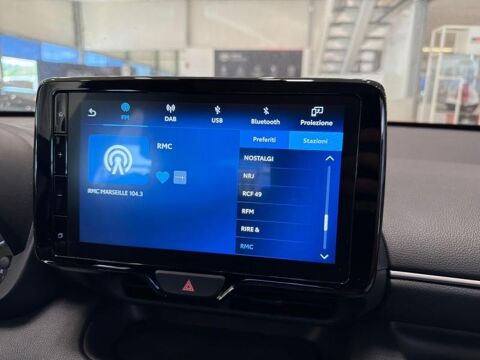 Yaris 120 VVT-i Dynamic Business 5p MC24 2024 occasion 13300 Salon-de-Provence
