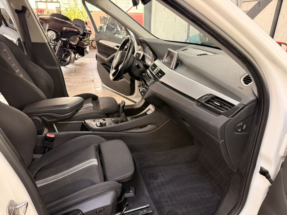 X1 (F48) XDRIVE18D 150CH LOUNGE 2016 occasion 38920 Crolles